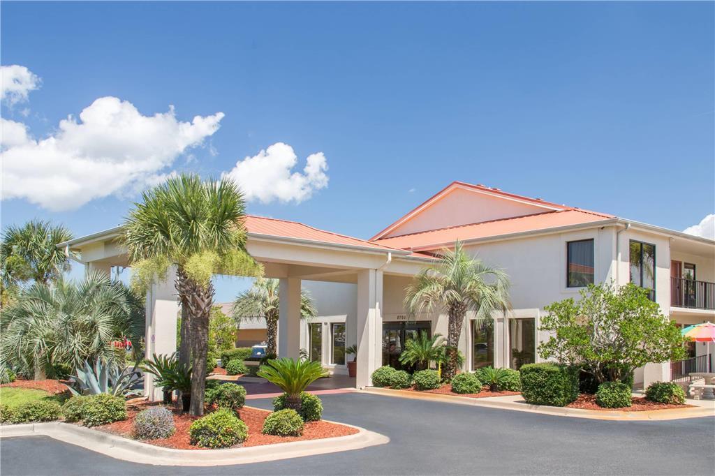 Days Inn & Suites By Wyndham Navarre - Near Beaches Hurlburt Extérieur photo
